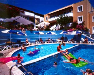 Hotel Alexander House in Agia Pelagia